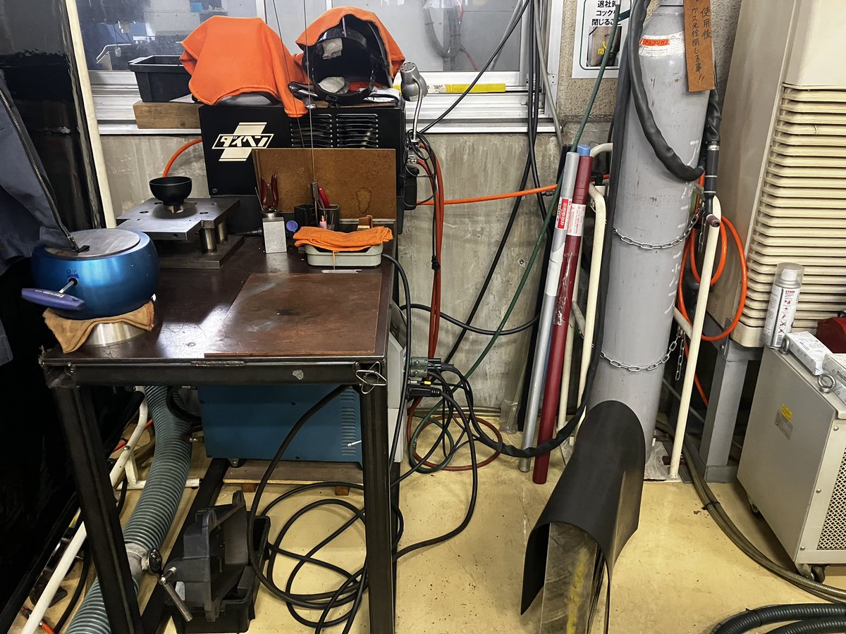 sibajigu's tweet photo. さぁ！今週も始まりました！
シバジグを探せ！

この画像の中にシバジグが1個隠れています♪

#メタルジグ #シバジグ  #釣れるジグ #タングステン #TG #シバジグを探せ #大府市 https://t.co/aRan4T3Z1O