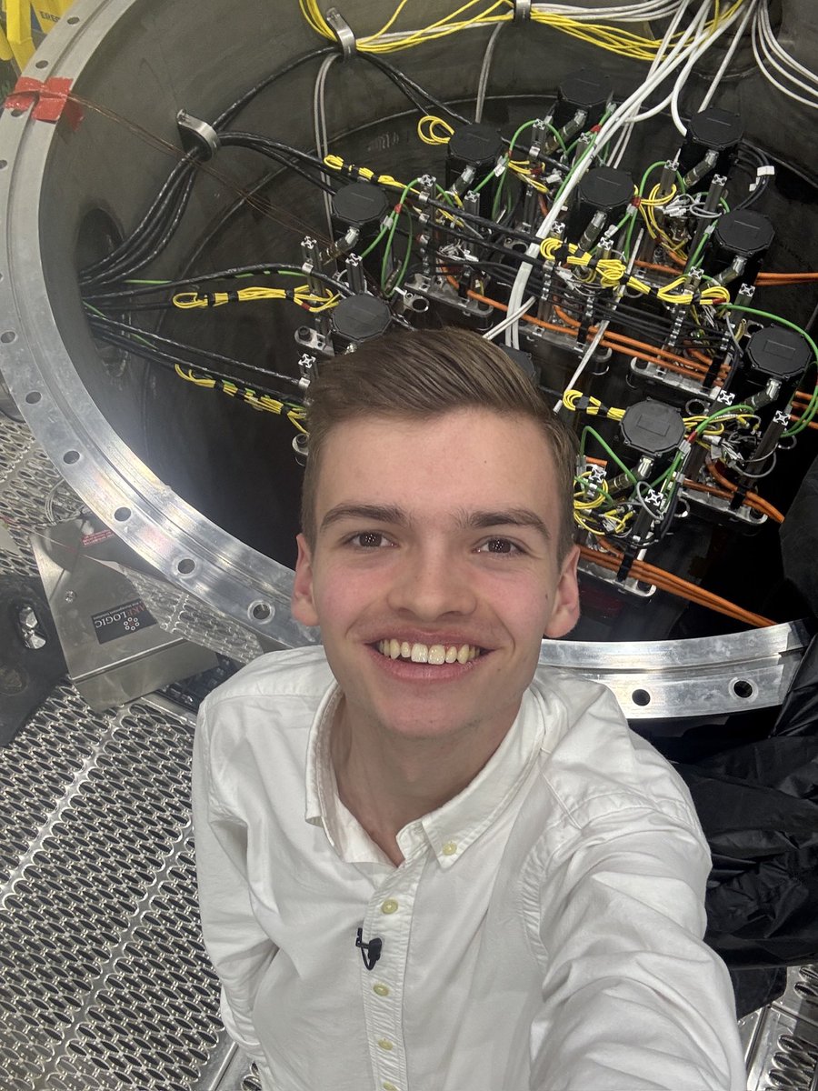 ShackelWill's tweet photo. Advanced nuclear reactors finally exist. 

This microreactor from Aalo Atomics achieved criticality. They're one of six startups to recently reach the milestone. 

Many of these startups plan to have factories manufacturing reactors to power data centres and remote communities by the end of the decade. 

Australia will miss out on new nuclear technology if we don't lift our nuclear power prohibitions. 

Watch my full tour of Aalo Atomics: https://t.co/LemLdJ0UbC