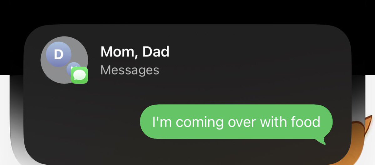 justaddwatter's tweet photo. thank you so much siri for creating a group chat with my 10 year no contact divorced parents https://t.co/qPJatpQ4M4