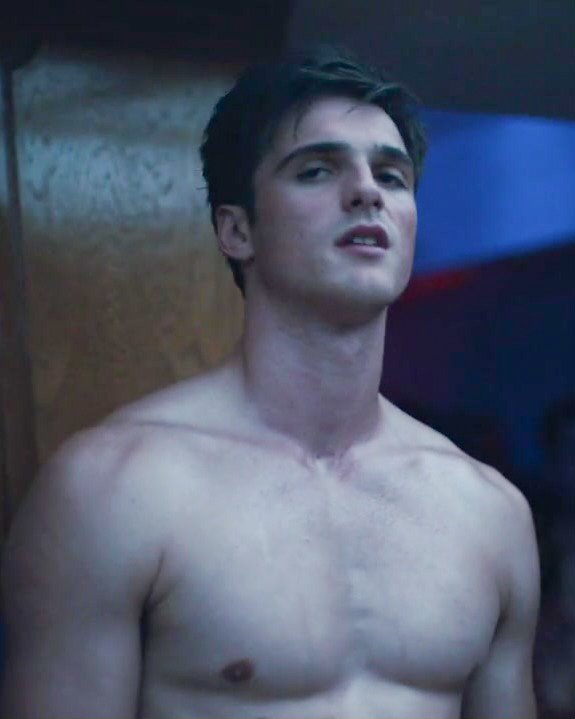elordiaoty's tweet photo. Jacob Elordi x Euphoria 1x01 https://t.co/IssVJBa64u