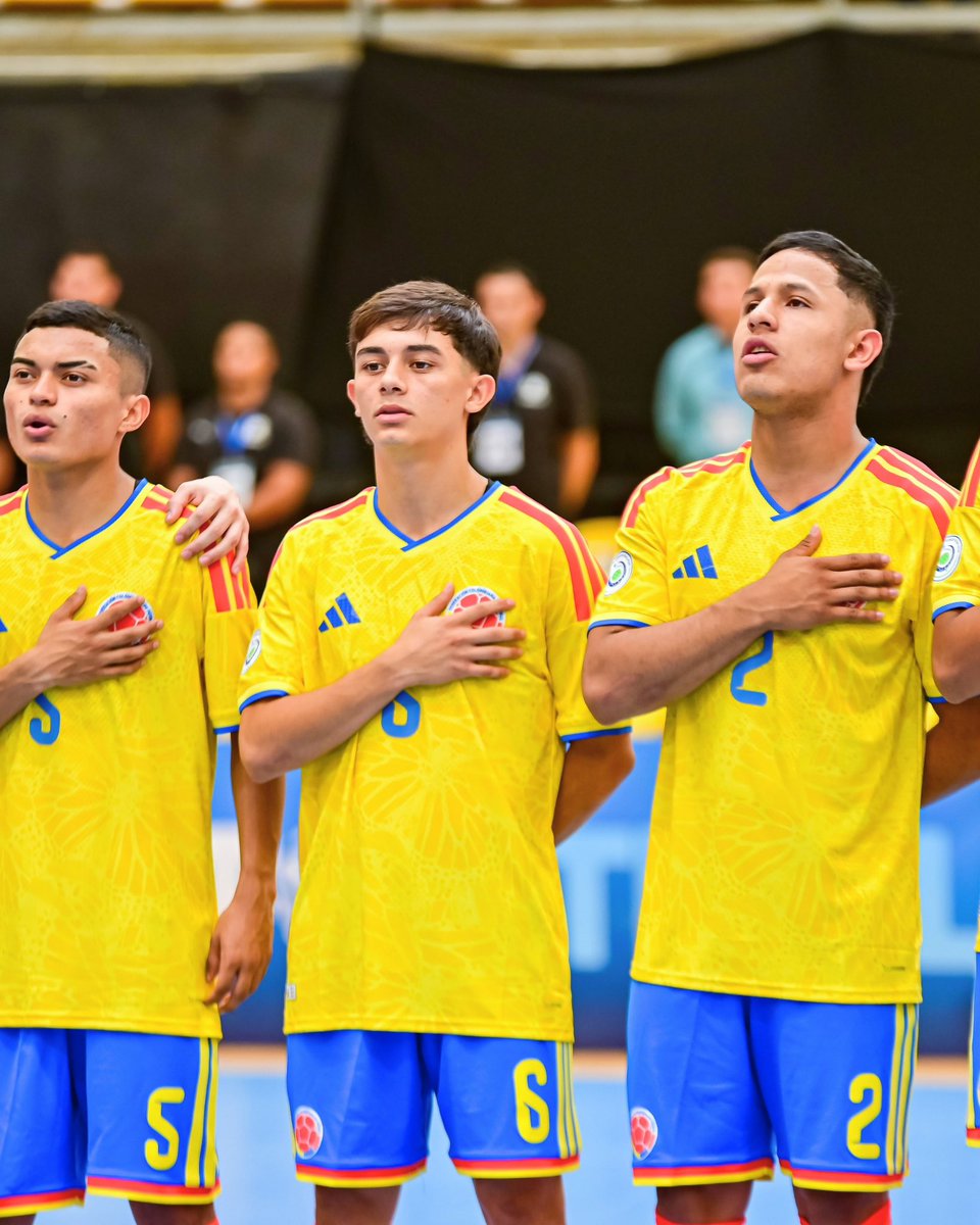 FCFSeleccionCol's tweet photo. 📸 ¡𝘿𝙚𝙗𝙪𝙩 𝙘𝙤𝙣 𝟰 𝙜𝙤𝙡𝙚𝙨 𝙮 𝙫𝙞𝙘𝙩𝙤𝙧𝙞𝙖 𝙚𝙣 𝙚𝙡 𝘾𝙊𝙉𝙈𝙀𝘽𝙊𝙇 𝙎𝙪𝙗 𝟮𝟬 𝙙𝙚 𝙁𝙪𝙩𝙨𝙖𝙡! 👟⚽️

🇨🇴 4-1 🇺🇾
⚽️ Juan Gómez, Julián Motta, Camilo Cuéllar, Nicolás Gutiérrez

#LaSeleNosUne🇨🇴 https://t.co/u1RdogoDpR