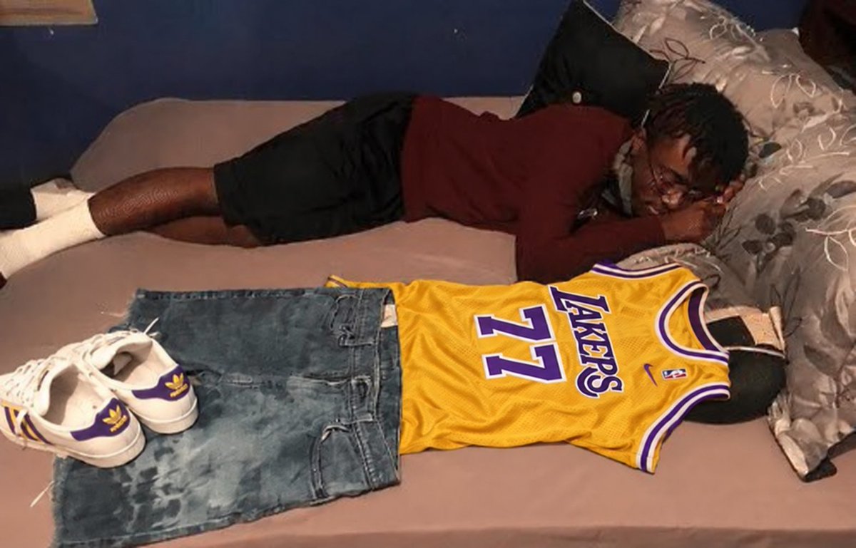 Baller_Report's tweet photo. LAKERS MEDIA DAY TOMORROW💜💛 https://t.co/gxczIUmF38