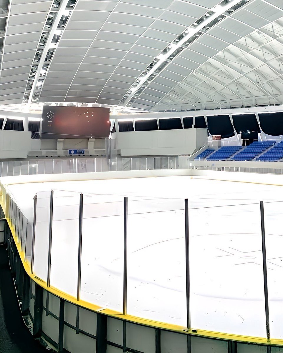 otonaFSC's tweet photo. ＼特別講師 ✨鍵山優真✨／

『基礎スケート豊橋教室』

⛸️アクアリーナ豊橋 
🗓️11/15(日)
🧑‍🦰初めて〜初心者の方向け
🎫無料 小1〜大人 80名

詳細→ https://t.co/AYfr44umap
申込(10/16〜)→ https://t.co/WgOv1VEYGs
#スケート教室 https://t.co/DTO1soKgEP