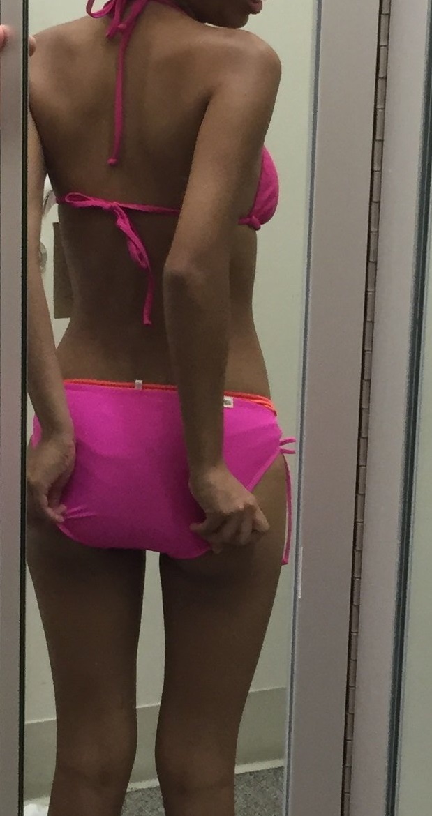 bendpriyaover's tweet photo. this is going to sound crazy and idc if you believe me but about 2 months ago i tried converting to christianity and (selfishly) i prayed to God for a bigger butt... and it literally worked https://t.co/8ElfiIyXtb