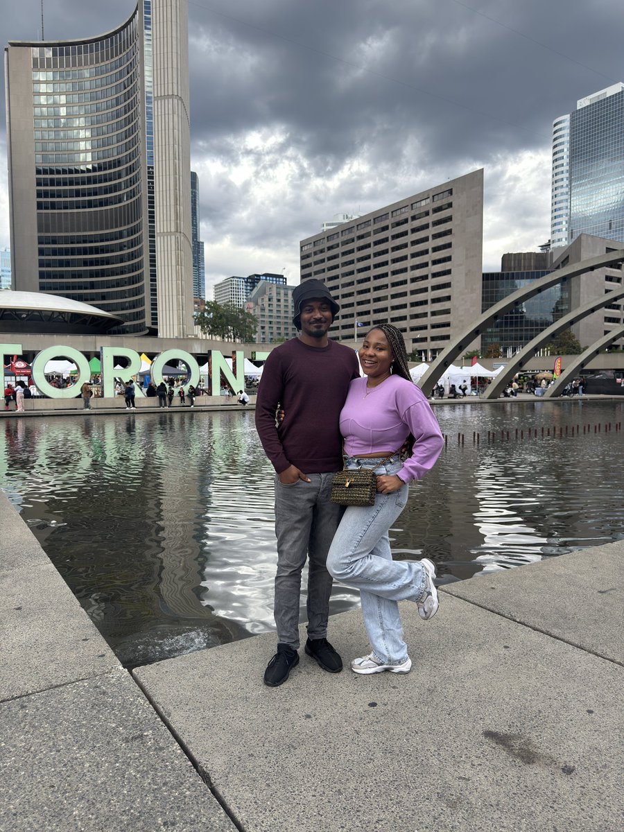 simi_b100's tweet photo. My wife &amp; I in:

Canada 🇨🇦
England 🏴󠁧󠁢󠁥󠁮󠁧󠁿
Greece 🇬🇷
Italy 🇮🇹 https://t.co/ChRaMiBBkS