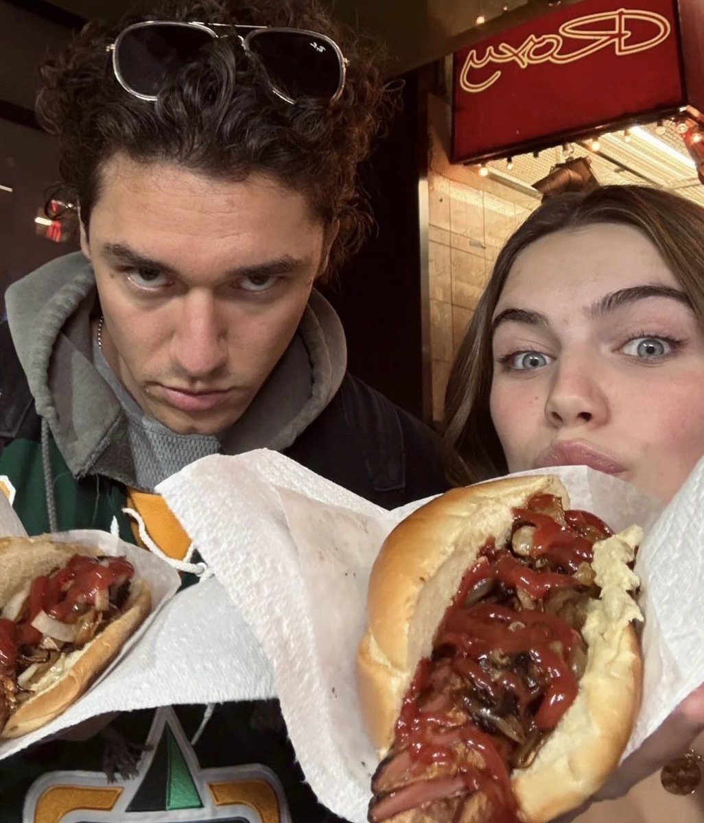 dianabellfort's tweet photo. “He’s one of my best friends. He doesn’t need to know that but he’s the best” Ella about Belmont omg I’m gonna cry my besties 😭🫂 https://t.co/bN4hzeVvdc