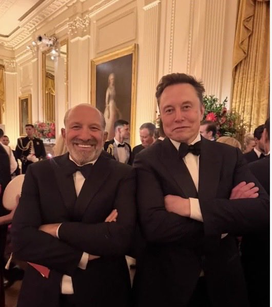 commons96055467's tweet photo. Epstein besties are back in the party mode. What can go wrong? Quick, hide your children. https://t.co/KLXCmUXUcE