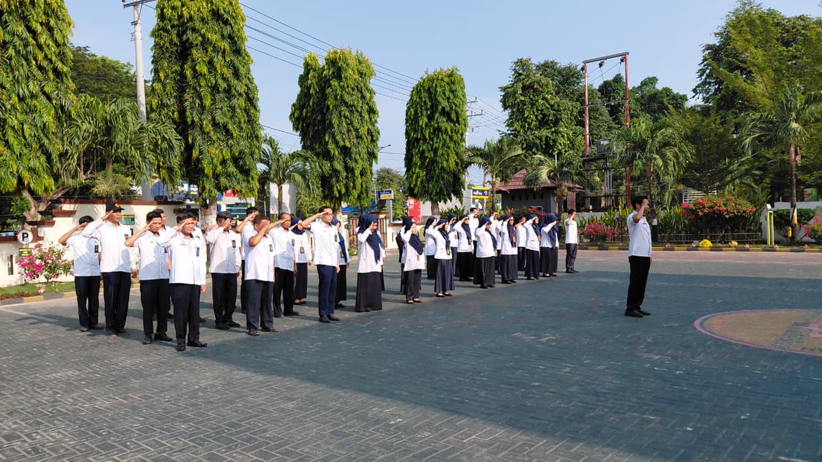 PTA_Palu's tweet photo. Tabe #SampesuvuPTA.Palu
Senin, 28 September 2026

Mengawali minggu kerja dengan penuh semangat, seluruh aparatur PTA Palu mengikuti Apel Senin Pagi.

@Humas_MA
@MahkamahAgung
@DitjenBadilag
#ptapalunabelopura
#ptapalusukseswbk
#ptapalumenujuwbbm https://t.co/gannKGogvr