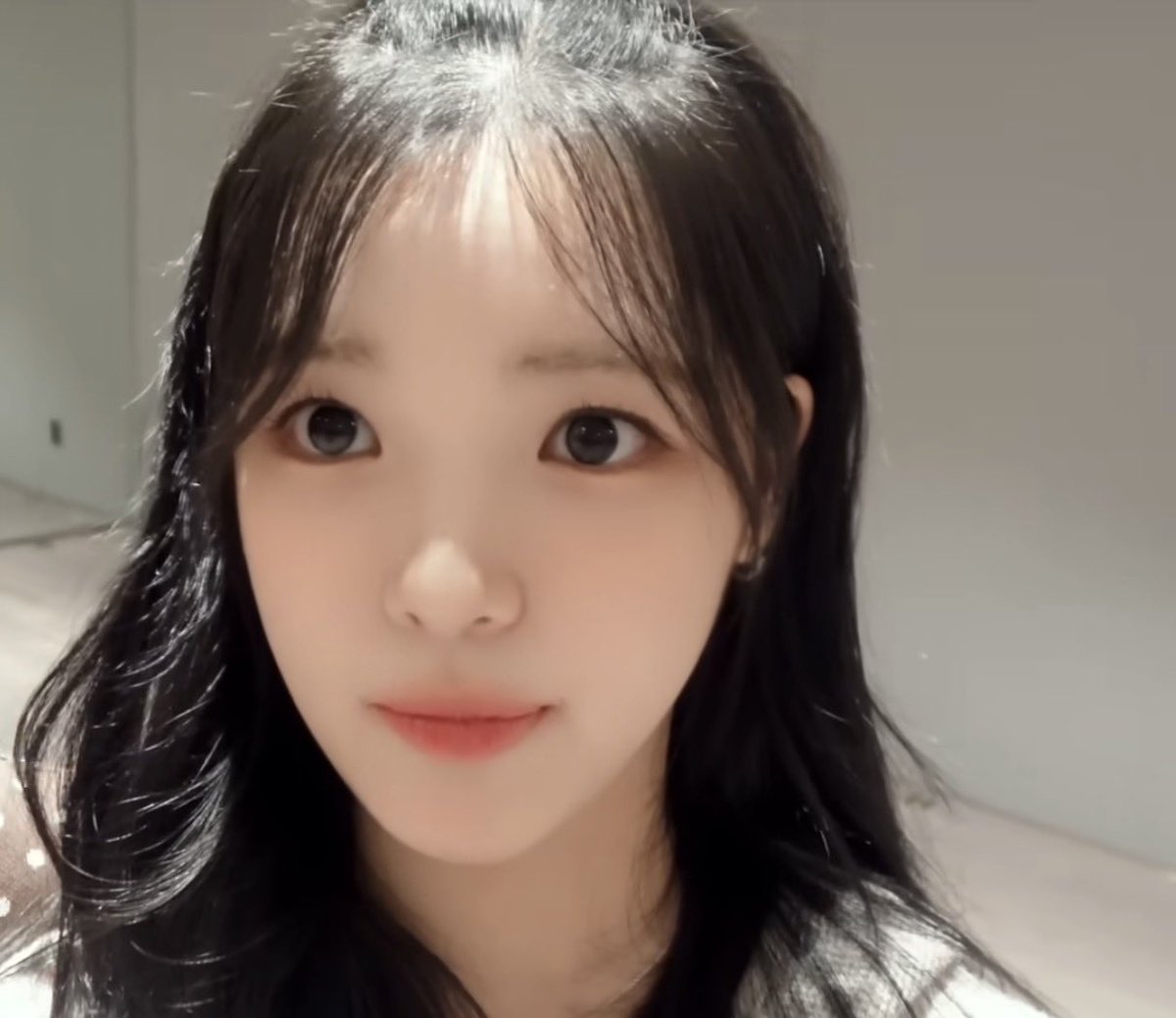 S2pitapat's tweet photo. 네정체를밝혀라 https://t.co/ZwDlqDMUH9