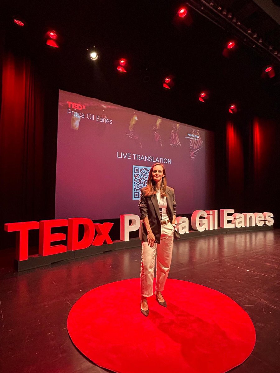 dirceuleonardo's tweet photo. The Power of Owning Your Narrative 🎤

An extraordinary moment, an incredible honor, and a memory that will stay with me forever. Stepping onto the TEDx stage was always a dream, but actually being there, sharing a message I care so deeply about, https://t.co/6ukgOraVev