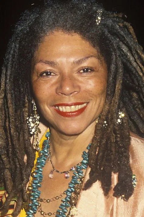 MsISIS131's tweet photo. Dwayne mentioned Dean Hughes on the Netflix #ADifferentWorld and I smiled and got teary eyed. 

For those who don’t know or don’t remember, Dean Hughes was played by the late Rosalind Cash. She was an amazing actress PERIOD. And as Dean Hughes, she was awesome. https://t.co/P5OW06Wexc