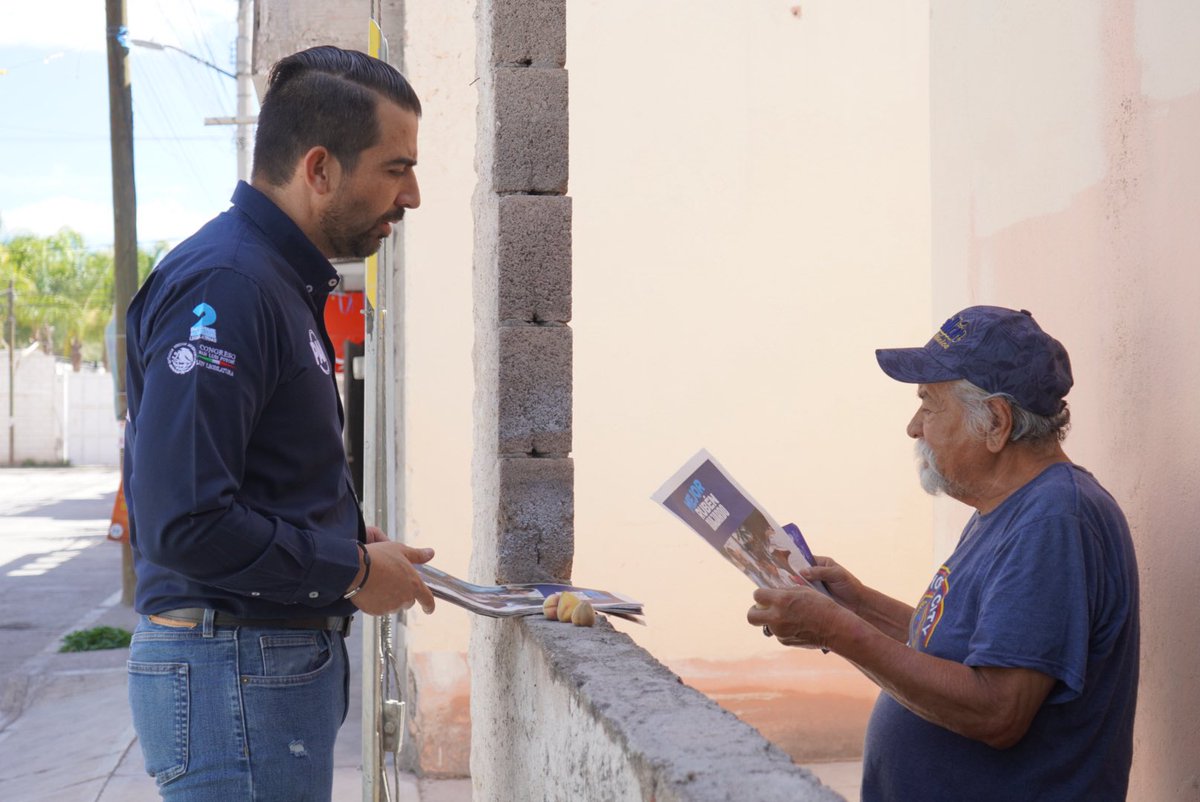 RubenGuajardoB's tweet photo. Una Mejor participación ciudadana empieza contigo. 🤝🏻

Estuvimos en Arboleda Tangamanga II compartiendo nuestro Segundo Informe Legislativo con las familias.

Sigamos participando, sumando voces y construyendo un #MEJOR San Luis. https://t.co/YU9MBir6u4