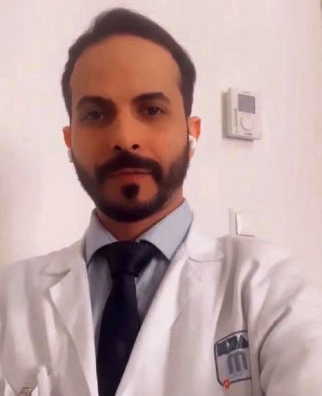 southshark18's tweet photo. البروفيسور الدكتور عبدالمجيد علي ناصر  الألمعي 
استشاري جراحة الكلى والمسالك البولية والذكورة والعقم والأورام، وأحد منسوبي مدينة الملك فيصل الطبية.

من الكفاءات الطبية التي نفخر بها ونعتز بإسهاماتها في مستشفى عسير والمدينة الجامعية. يجمع بين العلم والخبرة والإخلاص والإنسانية، ويضع المريض وراحته وكرامته أولًا، ويكرّس جلّ وقته لخدمة المرضى ومساعدتهم.

نسأل الله أن يبارك في علمه وعطائه، وأن يجعل جهوده في ميزان حسناته.

#عسير #أبها
