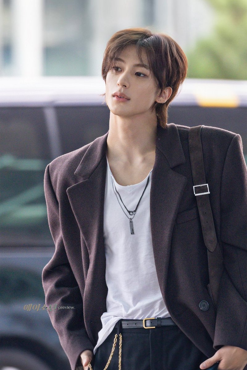asonyeonn tweet picture