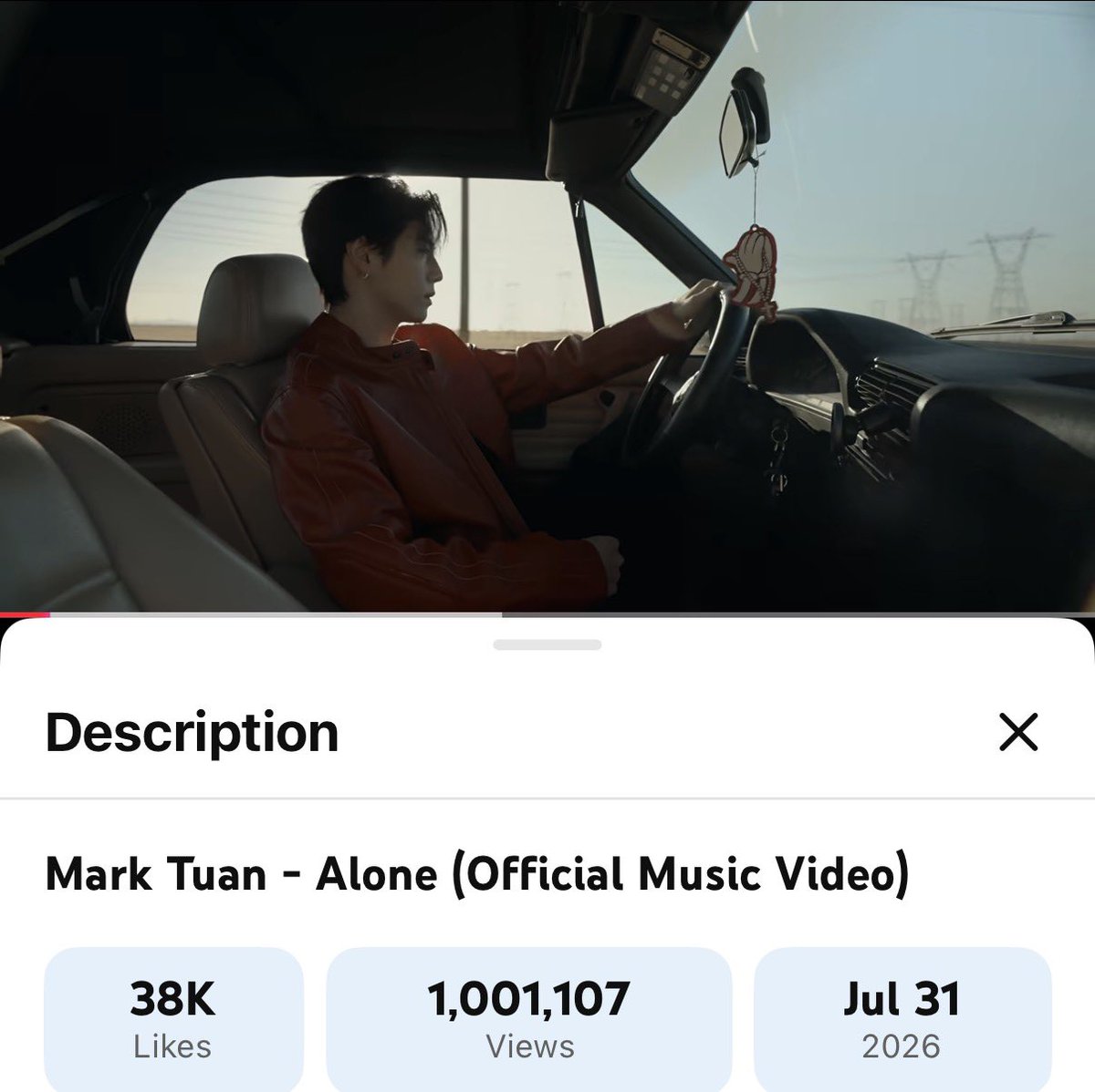 mx_wrd's tweet photo. 1M แล้ววว🥳🥳🥳😭
#ALONE_OUTNOW
#MarkTuan https://t.co/tR26hfE7Gw