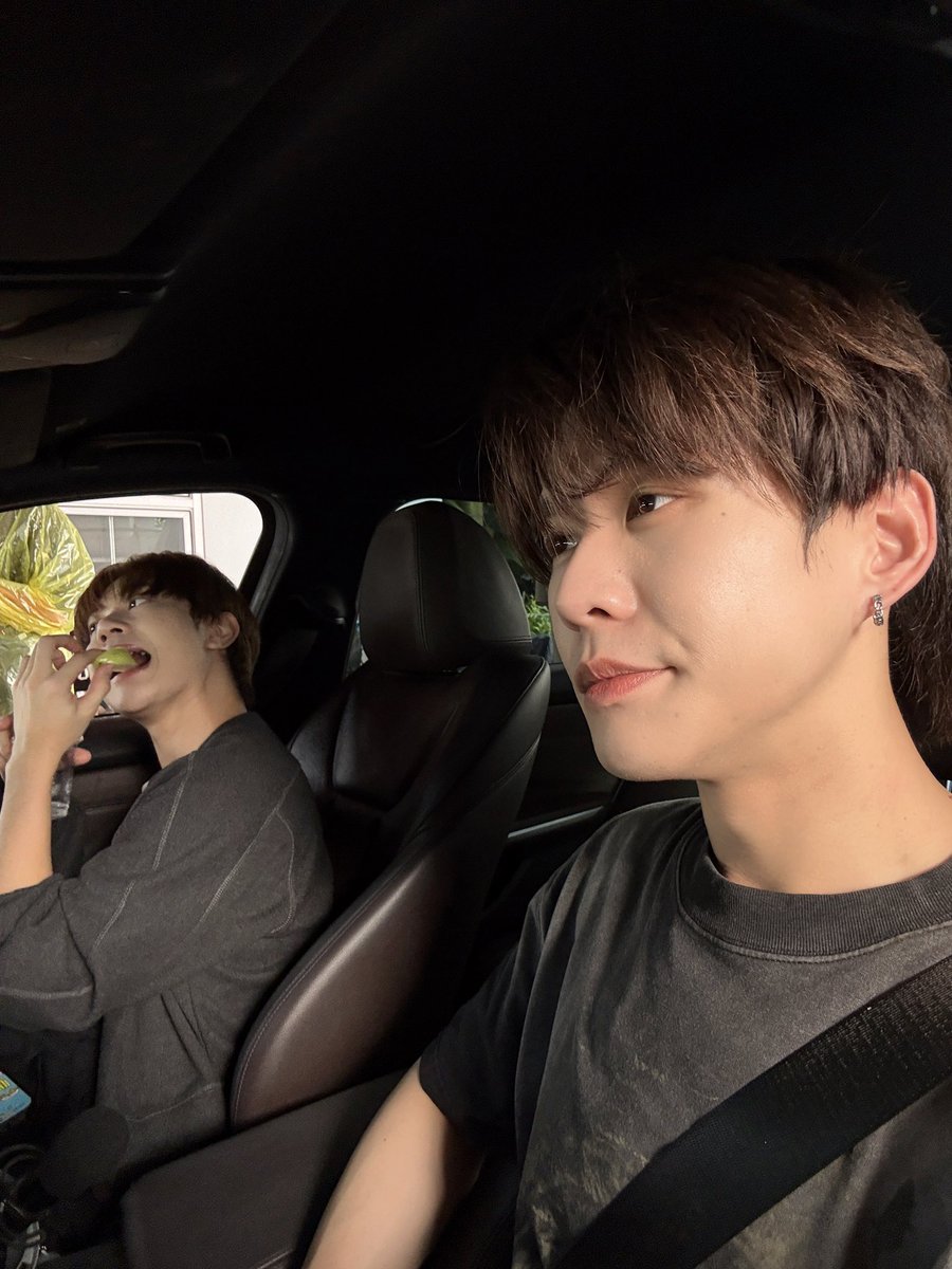 ssugarannn's tweet photo. https://t.co/VpeeY7IQjV