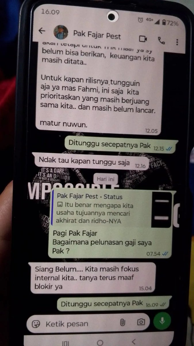Smash1014314's tweet photo. The power of sosmed 😭

Minta tolong bantuannya, kalau kalian ada di posisi seperti ini, kira-kira harus ngapain menghadapi owner yang begini?

Gaji karyawan nggak dibayar. Bahkan kalau resign, gajinya juga nggak akan dibayarkan dengan alasan mereka lebih mendahulukan gaji karyawan yang masih bekerja.

Masalahnya, adik saya masih bekerja sampai sekarang, tapi total gaji yang belum dibayarkan sudah lebih dari Rp9 juta selama lebih dari 3 bulan.

Dan owner-nya TIDAK TAKUT VIRAL. Malah katanya senang karena perusahaan jadi terkenal.

Bantu up & like ya, bantuan kalian sangat berarti 🙏