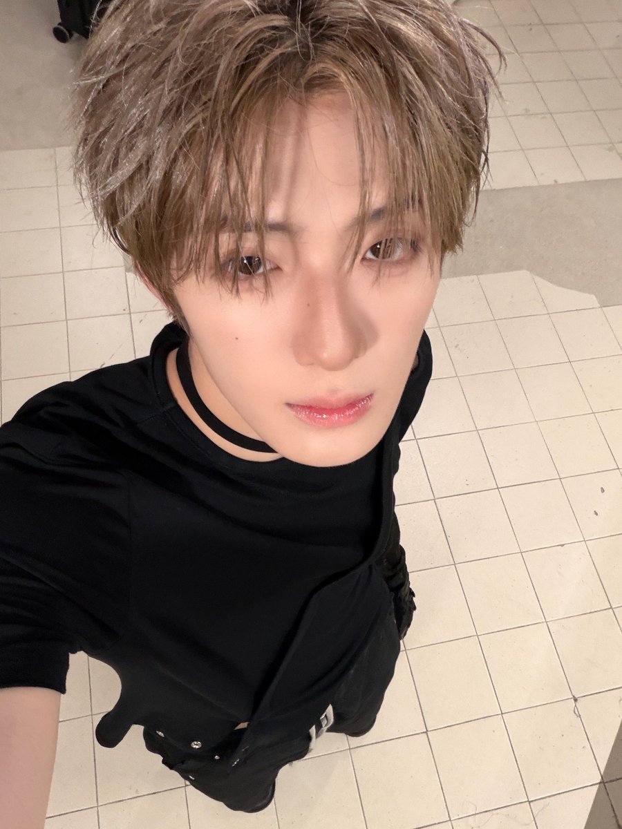 sanghteon's tweet photo. 260928 sanghyeon pluschat 💬

i missed the timing..

#상현 #SANGHYEON https://t.co/O0C6qzZU8w
