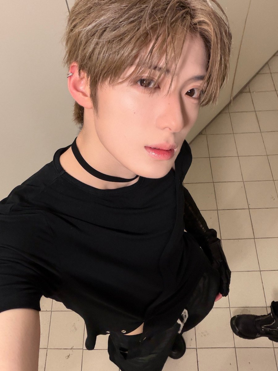 sanghteon's tweet photo. 260928 sanghyeon pluschat 💬

i missed the timing..

#상현 #SANGHYEON https://t.co/O0C6qzZU8w