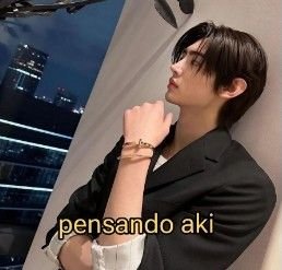 strawberryfoxyy's tweet photo. Criei essa conta única e exclusivamente pra protestar e levantar tags, mas de repente eu tô com 20 seguidores e comentando em posts completamente aleatórios... https://t.co/MjLFu4jEIC