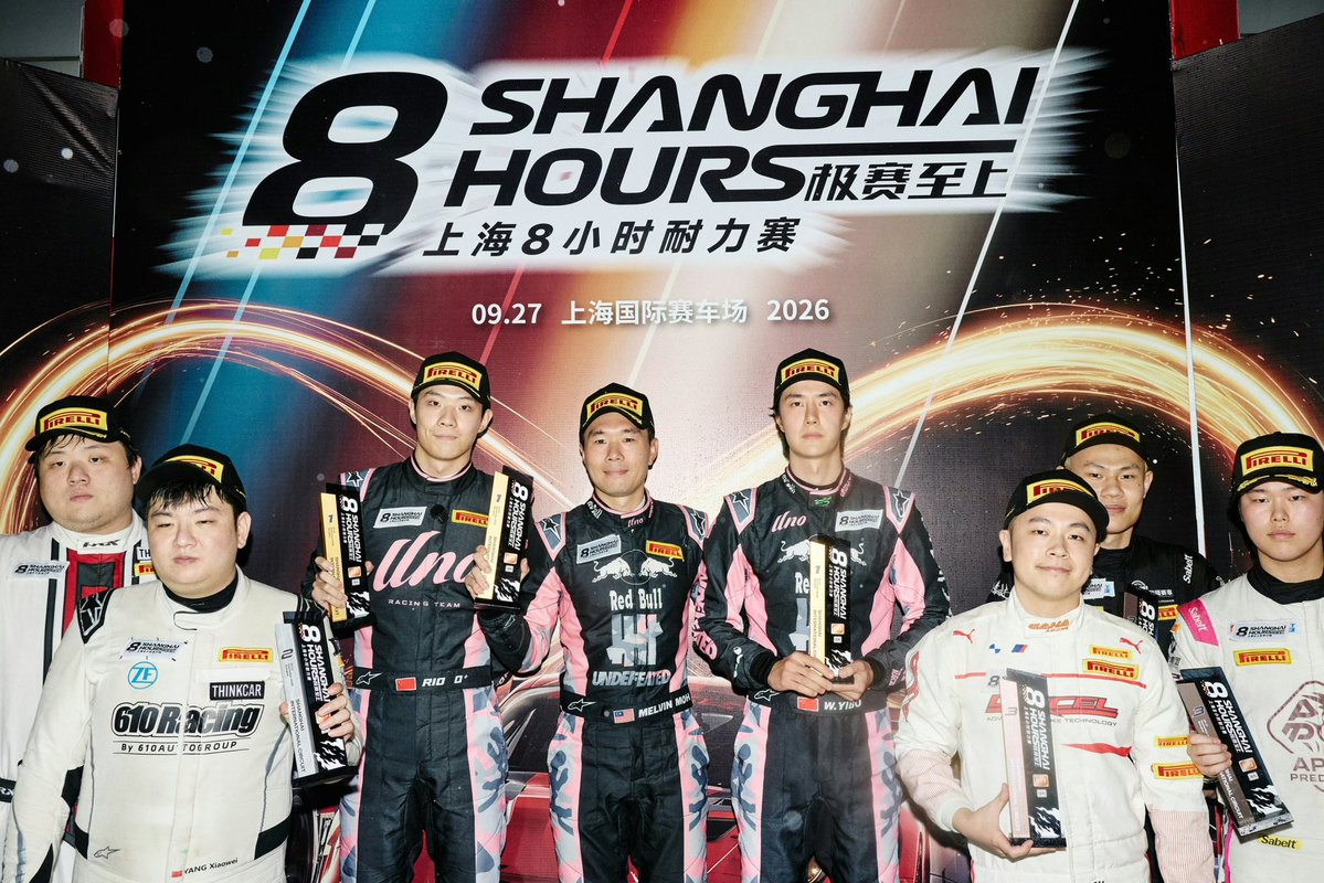 sukadaigroup's tweet photo. เก่งมากๆ 💚 

85UNO 8HoursENDURANCE
#WANGYIBOx8HSHANGHAI26
#85RACING #YIBO85 https://t.co/oYsA5nrZNL