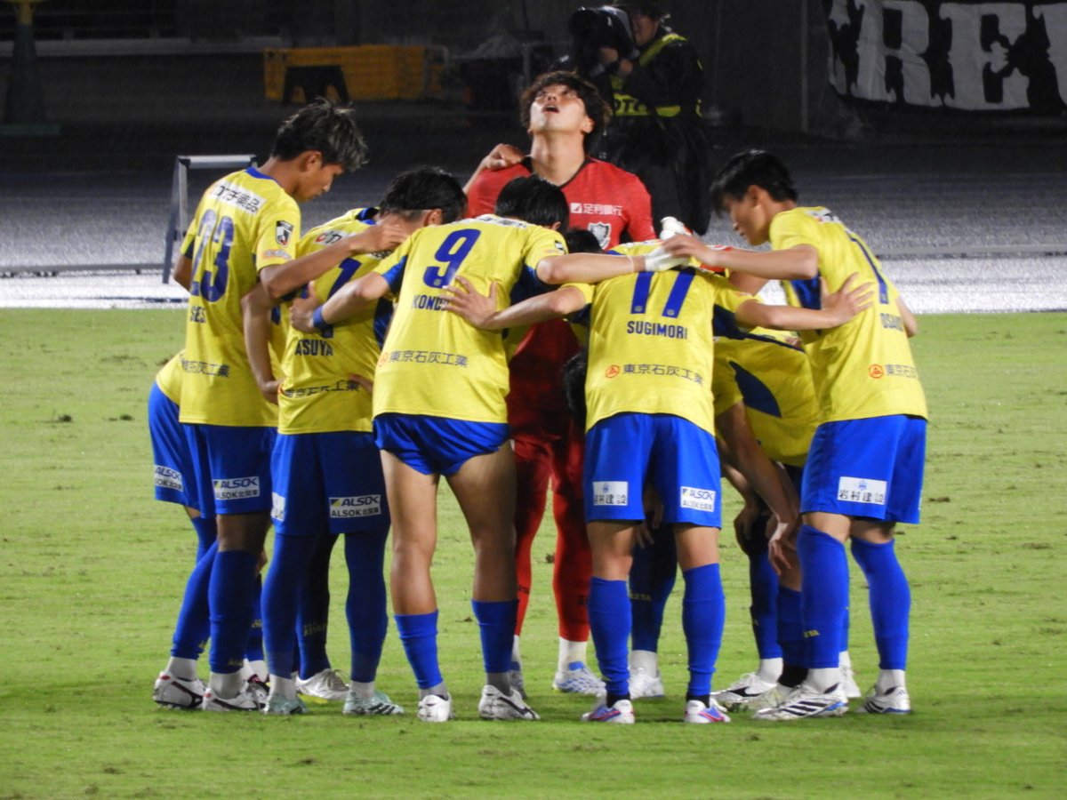 iwakifc3827love's tweet photo. 近藤選手が期限付きで所属しているチームが #栃木SC  で良かった😊
サッカー観戦大好き家族なので、
このチームの倒れない諦めない姿をまた目に焼き付けたい。
悔しい気持ちがものすごく伝わってきました。。。
選手の皆さんの努力の結果がついてきますように🤲
#近藤慶一 #大迫塁 選手 https://t.co/kmY8vWoVsZ