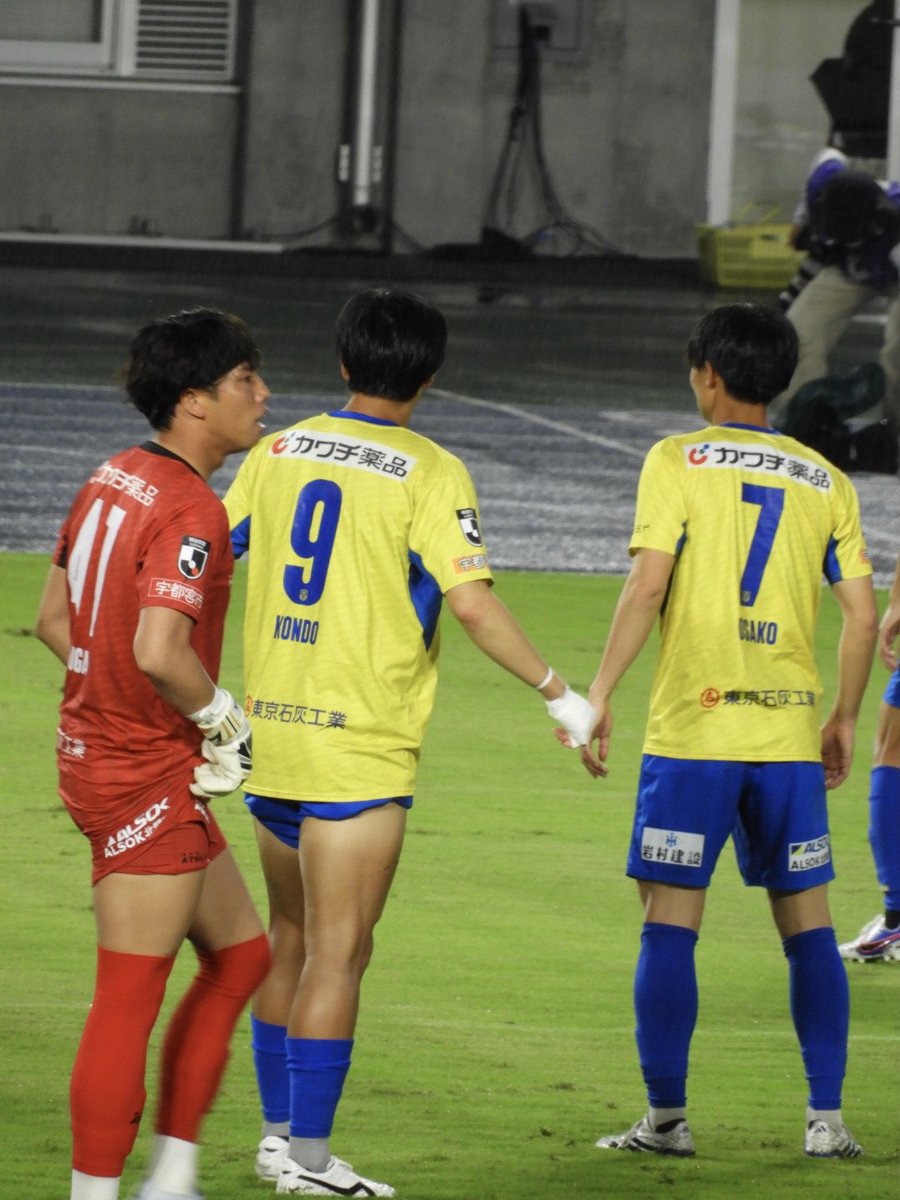 iwakifc3827love's tweet photo. 近藤選手が期限付きで所属しているチームが #栃木SC  で良かった😊
サッカー観戦大好き家族なので、
このチームの倒れない諦めない姿をまた目に焼き付けたい。
悔しい気持ちがものすごく伝わってきました。。。
選手の皆さんの努力の結果がついてきますように🤲
#近藤慶一 #大迫塁 選手 https://t.co/kmY8vWoVsZ