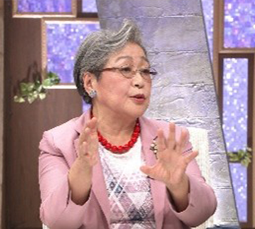 IssekiNagae's tweet photo. 昨日、TVタックル見てたらこのおばちゃん酷かった
経済評論家???

若者はいま住宅ローンをどんどん返してしまったほうがいいって。マジで馬鹿なんですか。
低金利の時に借りた住宅ローンはインフレの時なら毎年3%ずつ金を貰っているようなもの。

古市さん、安倍さん、真鍋かおりに一斉に馬鹿にされてた。その返済分で投信でも買っていれば老後の資産作れるでしょって言われてるのに貯金とかいってインフレ無視して草