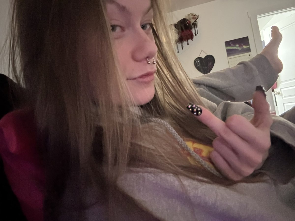 Moo4MissK's tweet photo. hi hi hiii findom https://t.co/b9eXwfJEFN