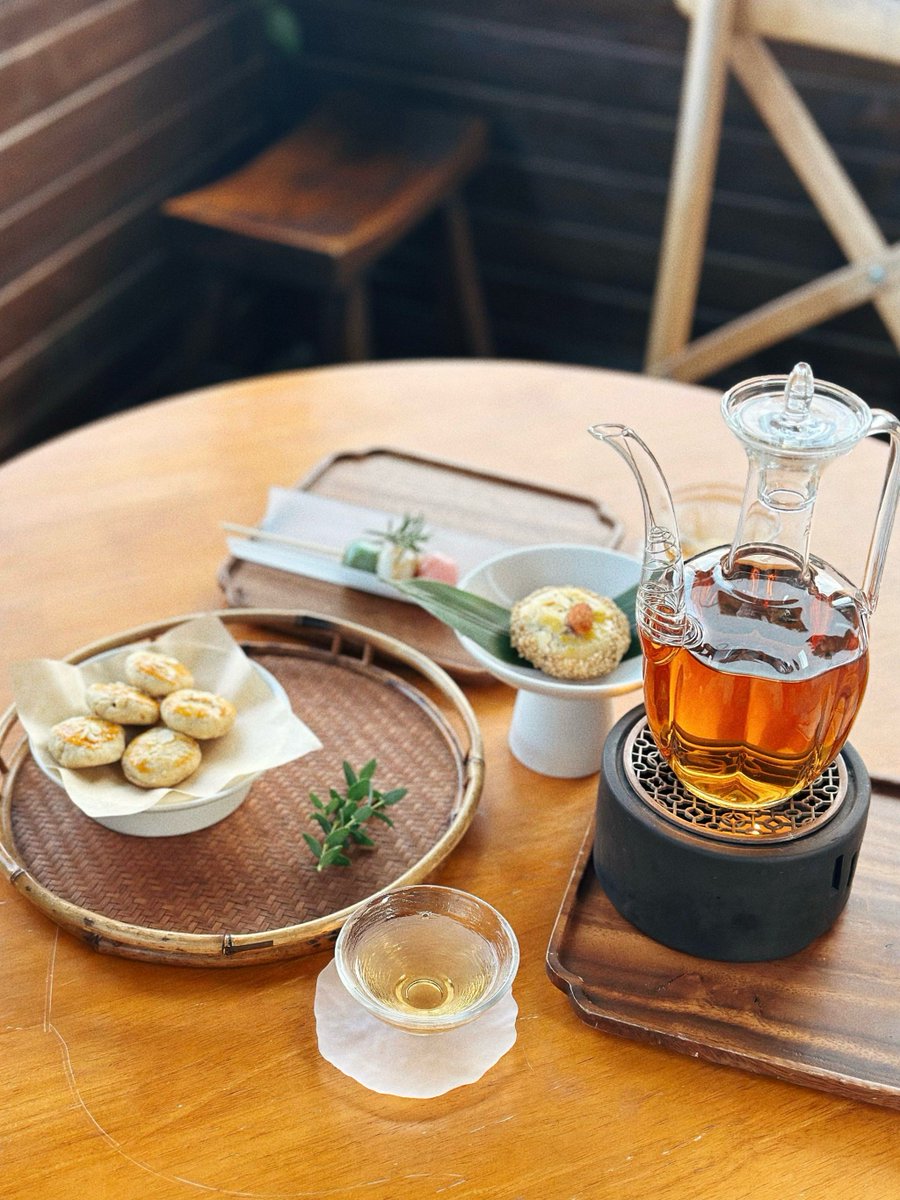 ToyaNunz's tweet photo. Took a 30-minute walk to the new riverside café today—sunshine hit the way, perfect little mid-week pick-me-up!， https://t.co/DkUjYLRMKS