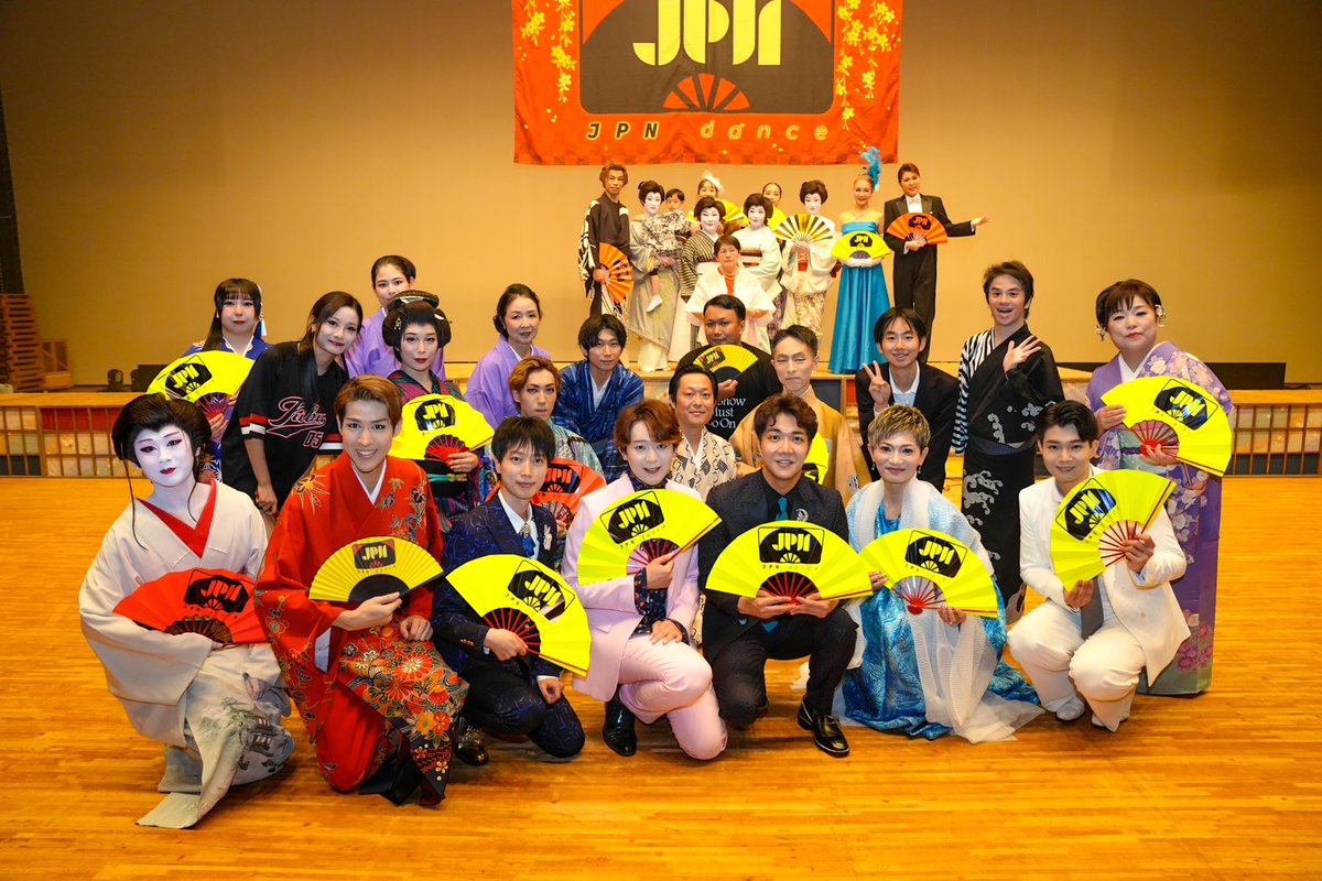 minkayo222's tweet photo. 花園直道が代表を務めるＪＰＮ　ｄａｎｃｅ協会

「ＪＰＮ☆歌踊祭２０２６」を北とぴあで開催

前半は会員の日本舞踊家、ダンサー、歌い手のパフォーマンスを。
後半は中澤卓也、青山ひかる、楠木康平、亜蘭などのゲスト、そして花園の歌のステージを展開。

https://t.co/ENSfI9URKw #amebaownd https://t.co/VoNzCsktCe