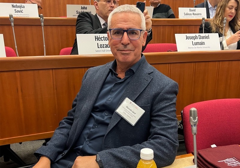 CiudadUniverFM's tweet photo. 🎙️ Marcelo Jaluf, decano de la Facultad de Ciencias Económicas y de Administración, pasó por @CiudadUniverFM  para explicar por qué la Universidad Católica de Córdoba decidió otorgarle su máxima distinción académica. https://t.co/lmKsl3n1lc