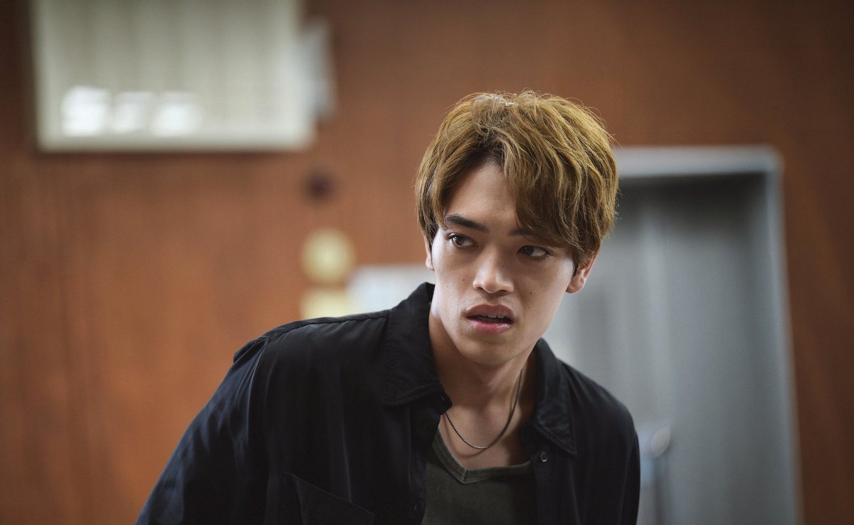 hysknttnkk's tweet photo. 『シャドウワーク』
名前は知ってたけど、初めて演技を見た原嘉孝…なんて最高な面構えなんだ！清水尚弥と北村匠海御大に負けない「ヤバい」雰囲気と、遠藤憲一やウィレム・デフォーを思わせる個性的なルックス。豊富な舞台経験に加えて、今後は映画界でも揉みに揉まれてほしい。めちゃくちゃ楽しみ。 https://t.co/RVgqoOtRaz