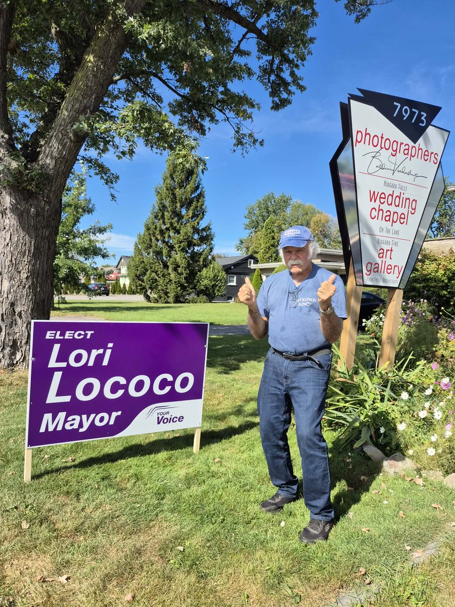 LoriLococoNF's tweet photo. #Smallbusinesses are the backbone of our economy. I’m so honoured to have the support of Phyl's Family Restaurant and Baldini Vandersluys Photographers.
Want to show your support by getting a lawn sign? 🪧 Sign up on my website at https://t.co/vzQyl9FBTi.
#TeamLococo https://t.co/4LzTOoz0H6