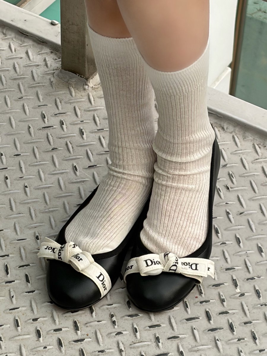 wonyoungdollz's tweet photo. Love the details 🥰 Happy for Wonyoung x Dior

WONYOUNG EN ROUTE #ParisBoundWonyoung #JANGWONYOUNG #WONYOUNG #DiorSS27 @Dior https://t.co/RFlm6GghAU