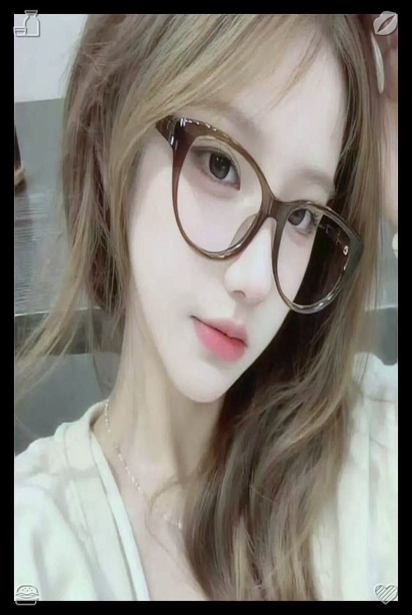 thanyalakg's tweet photo. 📅Life is a journey, not a destination. Enjoy the little things along the https://t.co/MhFFiYJn3S heart swells with grateful tenderness every time you listen to my messy rambling thoughts, patient attention a silent confession of your endless love. https://t.co/KhZLrFRV43
