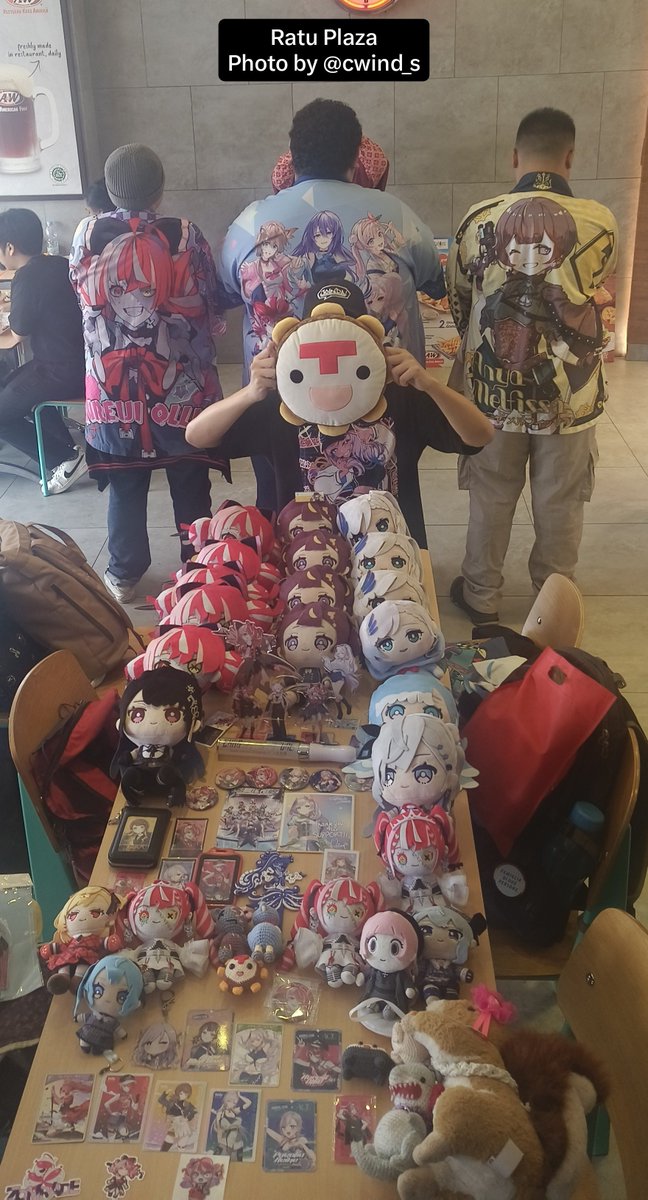cwind_s's tweet photo. Compilation of Indonesian hololive oshi shrines from 3 weeks of #holodori_Takeover gatherings in Jakarta (12-27 Sep 2026)
#AREA15 #holoro #holoh3ro https://t.co/VyRlQFLoVk