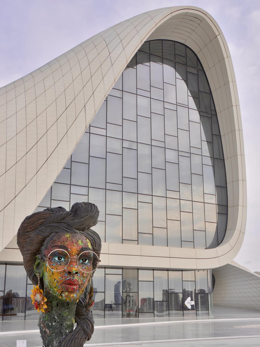 lukinhasbrendle's tweet photo. Design 🇦🇿 #arcquiteture #baku #azerbaijan25 https://t.co/JndOLOfWM0