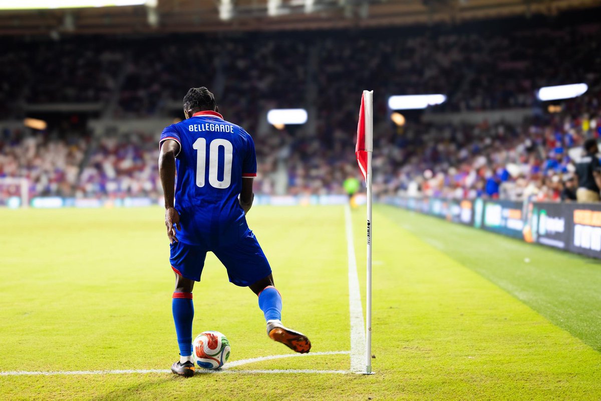 Actufoot_stats's tweet photo. 🚨🇭🇹 HAÏTI ENTRE DANS L’HISTOIRE ! 🔥

Haïti 🇭🇹 enchaîne 8 victoires consécutives en Ligue des Nations pour la première fois de son histoire. 💪🏆

🇭🇹🔥 LES GRENADIERS SONT INARRÊTABLES ! https://t.co/Db1LbrBty2