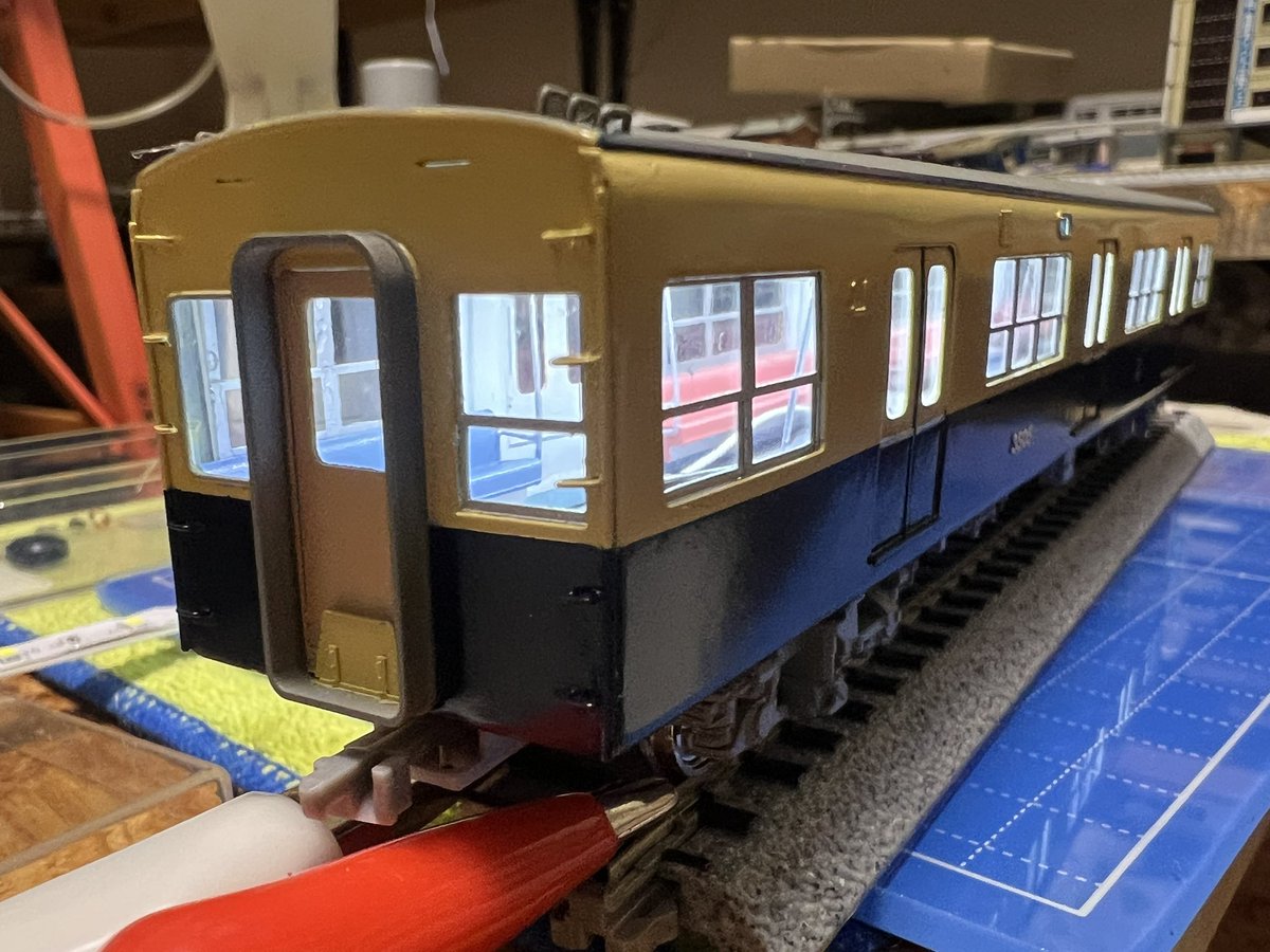 cndgwks's tweet photo. 16番山陽3000系製作記26
おはようございます
今朝は中間車の電装作業です。とりあえず室内灯が点灯しました。 https://t.co/wijh3gCTuK