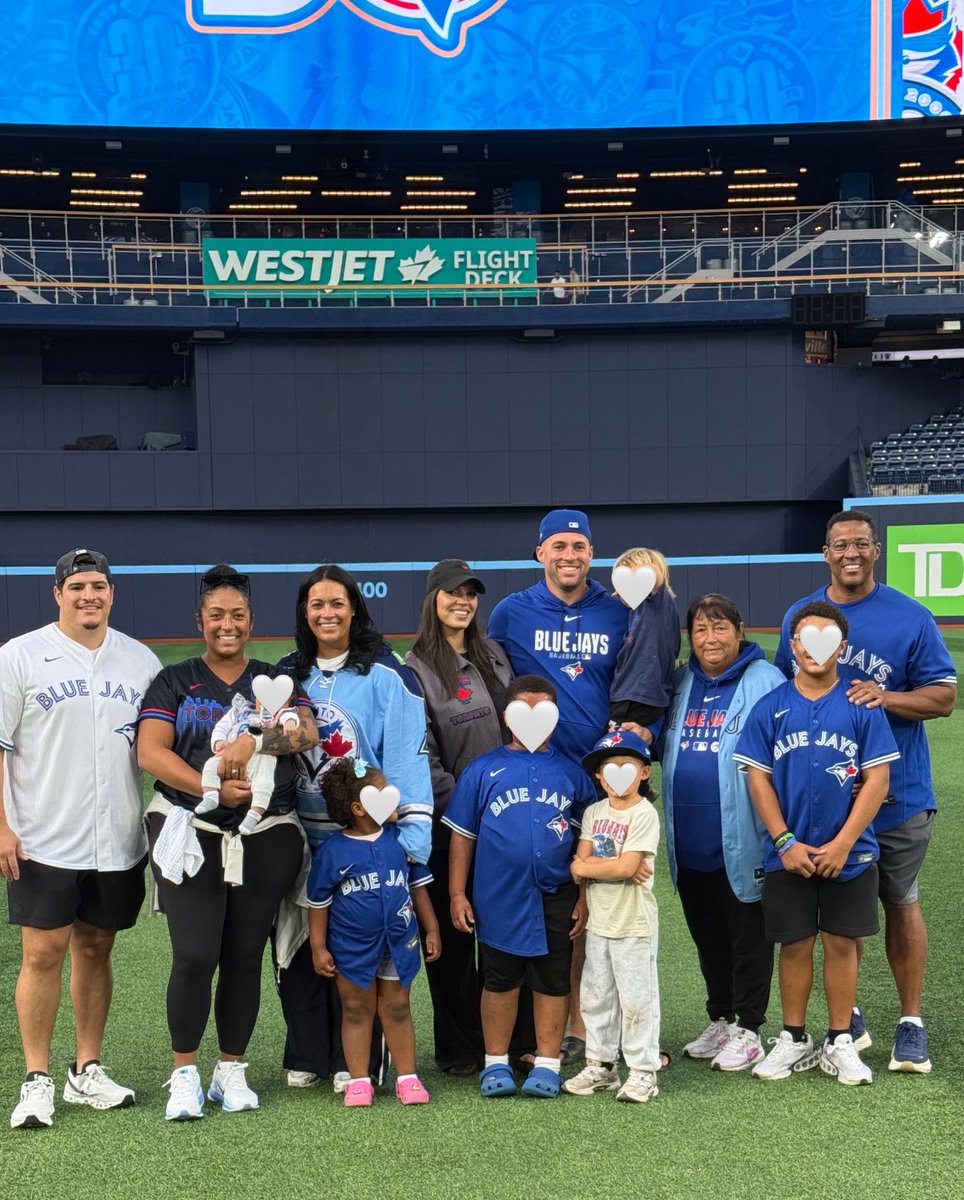 LenaSpringer's tweet photo. Unsure of what the future holds, but Thank You, Jays Fans, for loving my brother the way that you do! https://t.co/Ga1kSuZknU