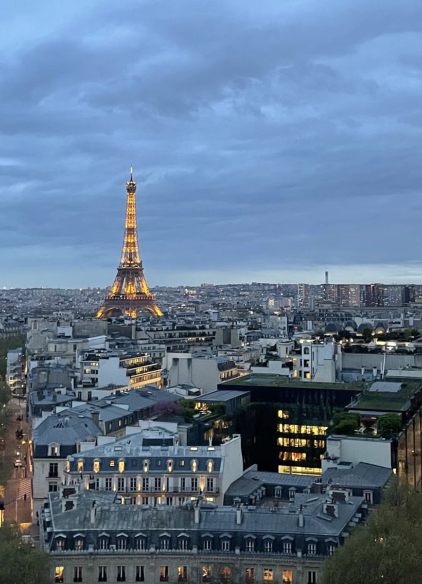 W0rld2026's tweet photo. Paris, France 🇫🇷 https://t.co/dOE52RPu4e