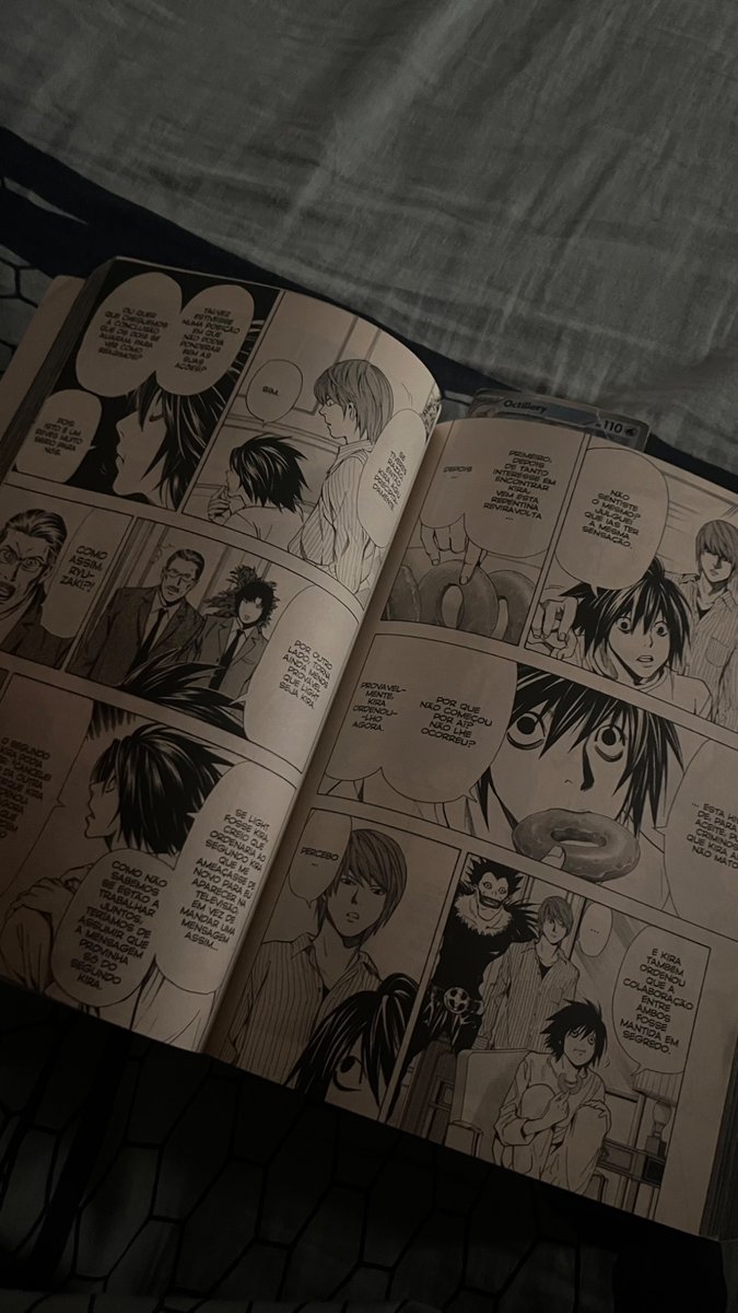 Yarochinho's tweet photo. Li todo o mangá de death note pela terceira vez amo https://t.co/M7zzu1CDQo