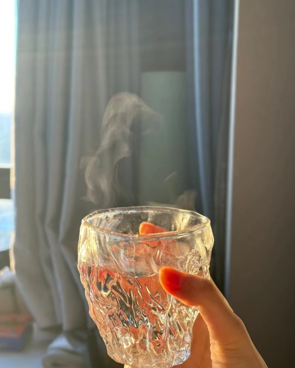 StantonTucgps3's tweet photo. From sleeping on a shared dorm floor to having my own small balcony with morning tea—1 year of moving out and it’s the little wins that hit different. https://t.co/NuOdM7ZM5q