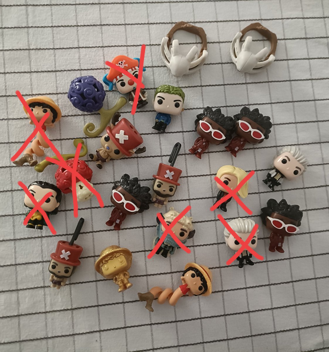 Nightray44's tweet photo. Actualización épica.
Alguien en Córdoba que quiera cambiar los muñequitos de los #kinderjoy de #onepiece
Tengo muchos repes y ando buscando estos.
Tengo muchos repetidos 😭 también los vendo bueno bonito y barato https://t.co/Ur7RCtZClF