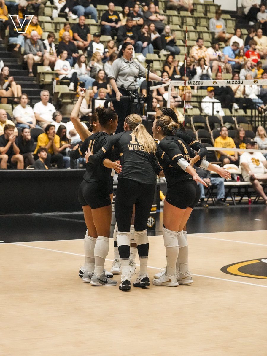 VandyVolleyball's tweet photo. on the move
#SetTheStandard | #AnchorDown https://t.co/W5rG2FseaJ