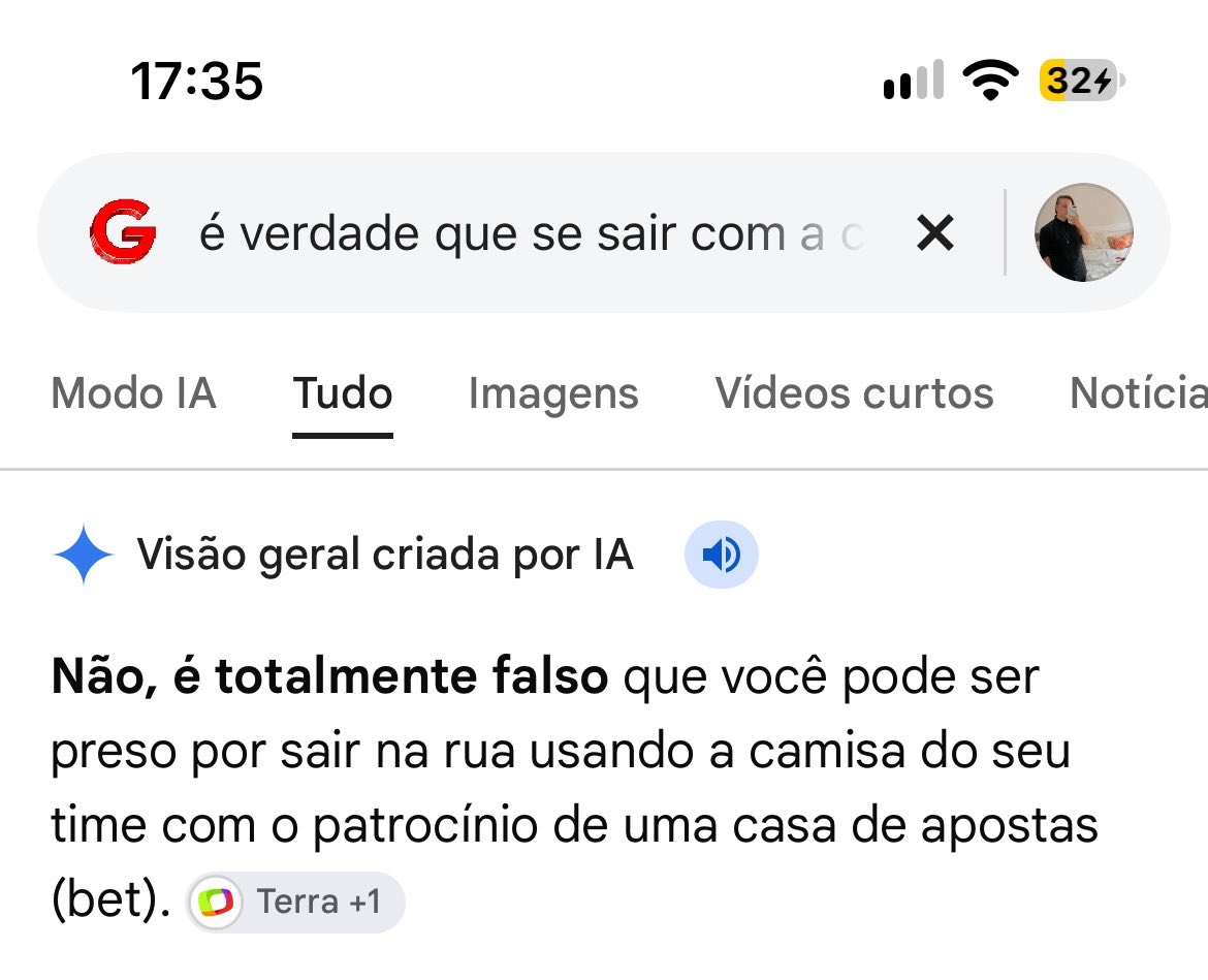 brunamatos1903's tweet photo. extrema direita e seu vício em disseminar fake news https://t.co/W2ky0ZAp4u