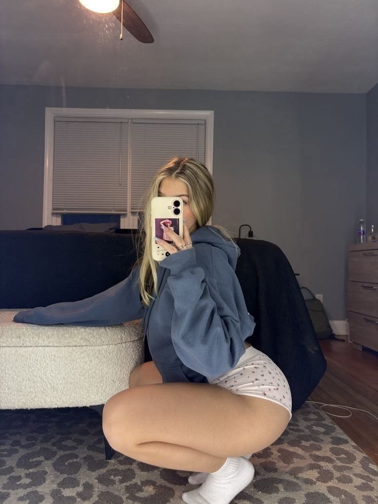 Jessya5jt's tweet photo. Anybody wanna text me? 🥺💔🙂‍↕️ https://t.co/chxzjr0jSK