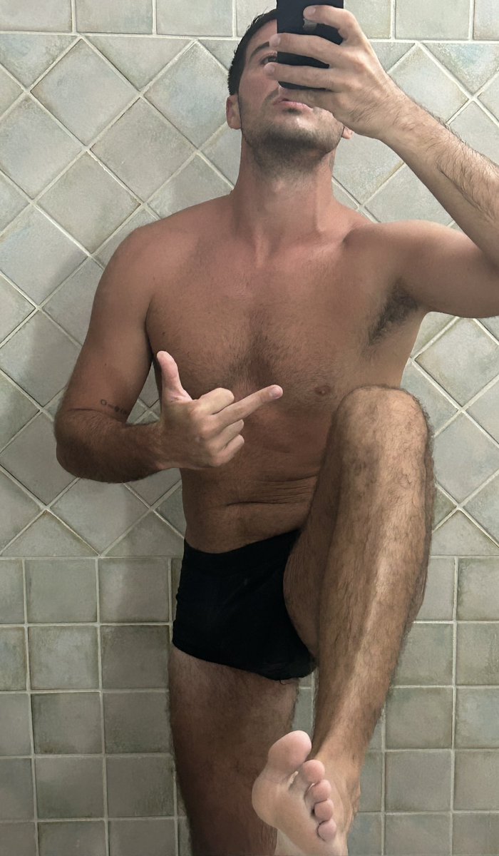 MasterAlinos's tweet photo. Sunday drain. Feet massage after shower. And +30 on my pp.

Findom Alpha Master Feet Male Cuckold Alpha Couple Financial domination Italian Gayfindom Findomgay 
@AlphaMaleWorld1 @merrysupport @findomfan420 @FeetFinder @MASTER_UPDATES @BestSockMasters @tonysub56 @willow_qua @nick_gtwb @rtfordoms @master_italiani @HouseofMo_world @rt4malefeet