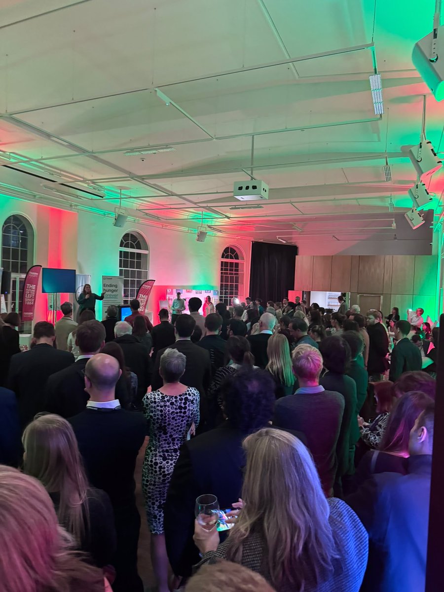 Joe_Dromey's tweet photo. Absolutely rammed reception with @TrussellUK and @jrf_uk, discussing how we can tackle poverty and end the need for food banks. 

Thanks for @Alison_McGovern, @stephenctimms and @ChrisWebbMP for joining. https://t.co/Jr1cZxy1k5